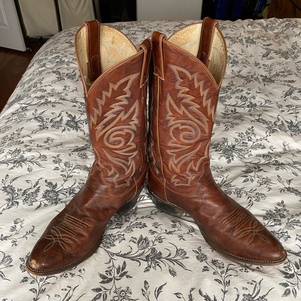 Justin brand cowboy boots! 👢🌵(size 11 mens)